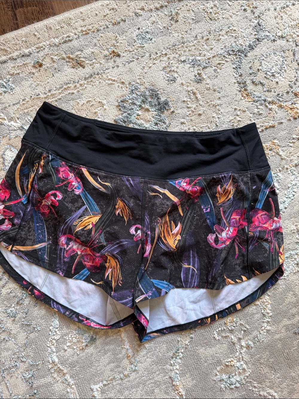 Lululemon speed up 4” short